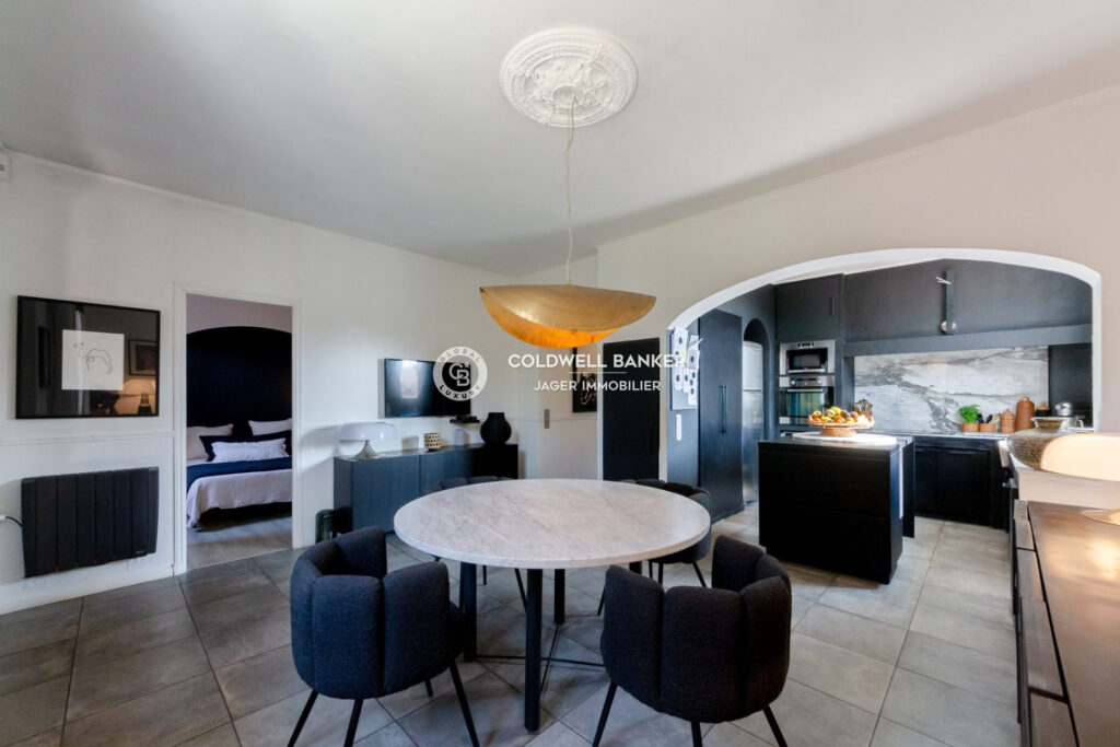 vente maison 4 Pièce(s) – 4 pièces – 3 chambres – NR voyageurs – 128.00 m²