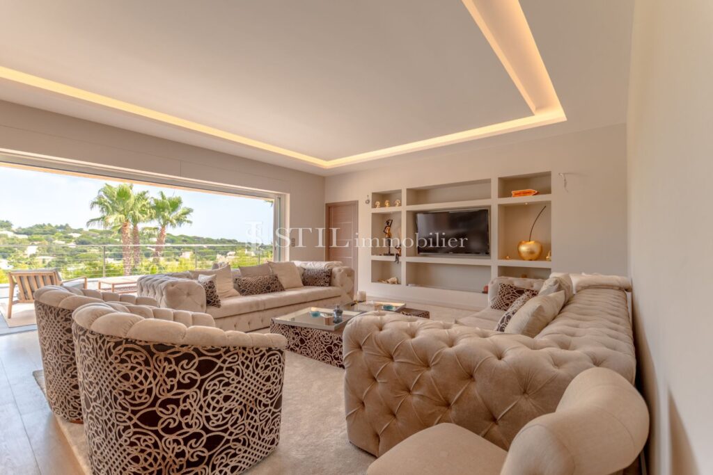 location saisonnière villa 5 Pièce(s) – 5 pièces – 4 chambres – NR voyageurs – 300.00 m²