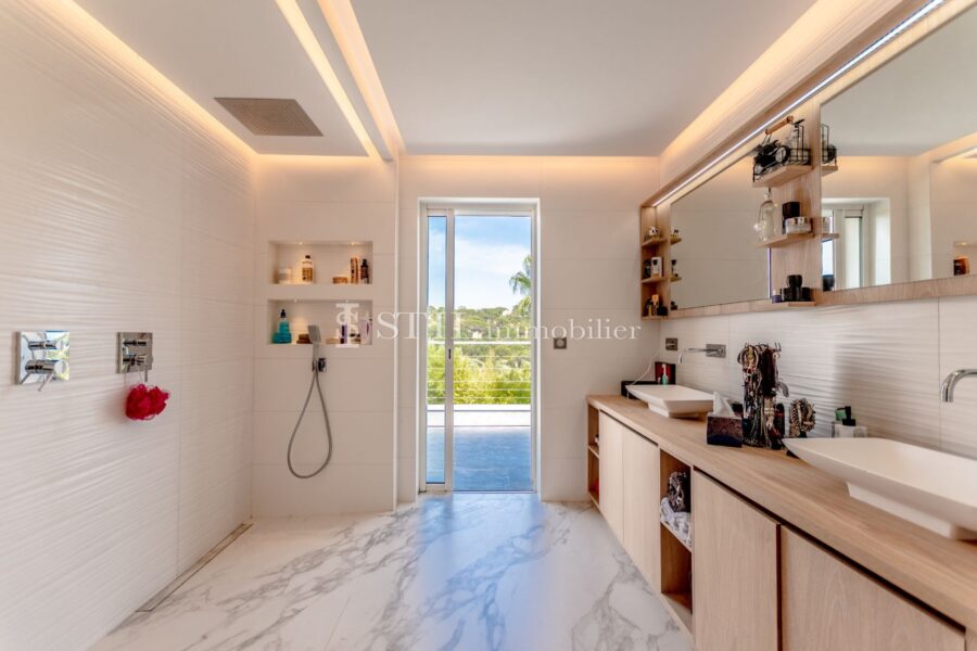 Maison à louer à Sainte-Maxime