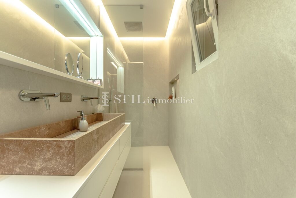 location saisonnière villa 5 Pièce(s) – 5 pièces – 4 chambres – NR voyageurs – 300.00 m²