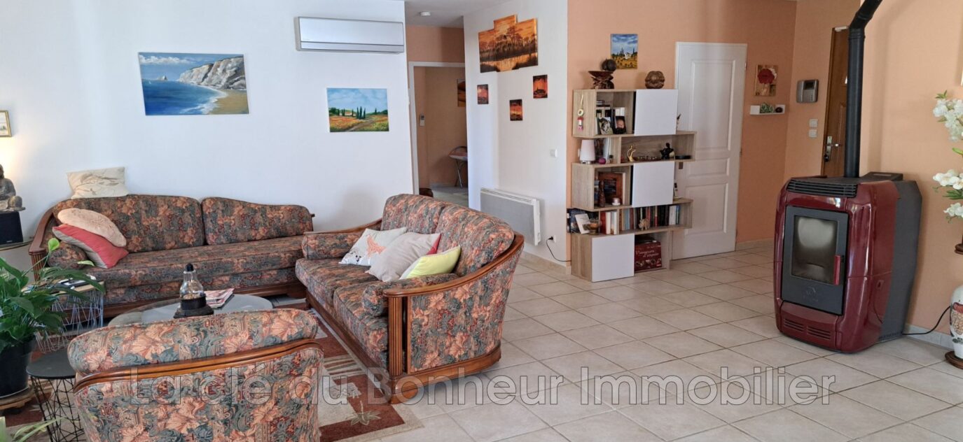 vente villa 5 Pièce(s) – 5 pièces – 3 chambres – NR voyageurs – 138.00 m²