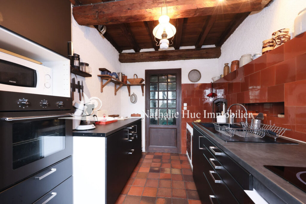 vente maison 8 Pièce(s) – 8 pièces – 7 chambres – 210.00 m²