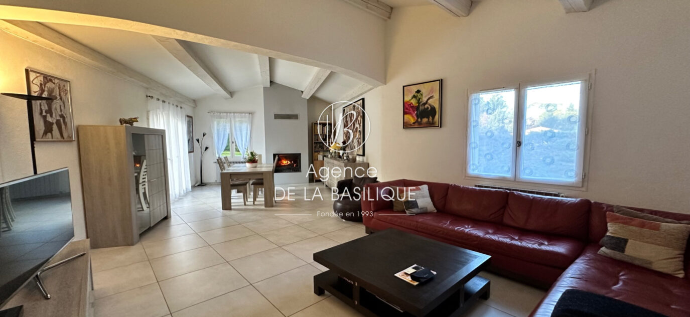 vente villa 5 Pièce(s) – 5 pièces – 4 chambres – NR voyageurs – 160.00 m²
