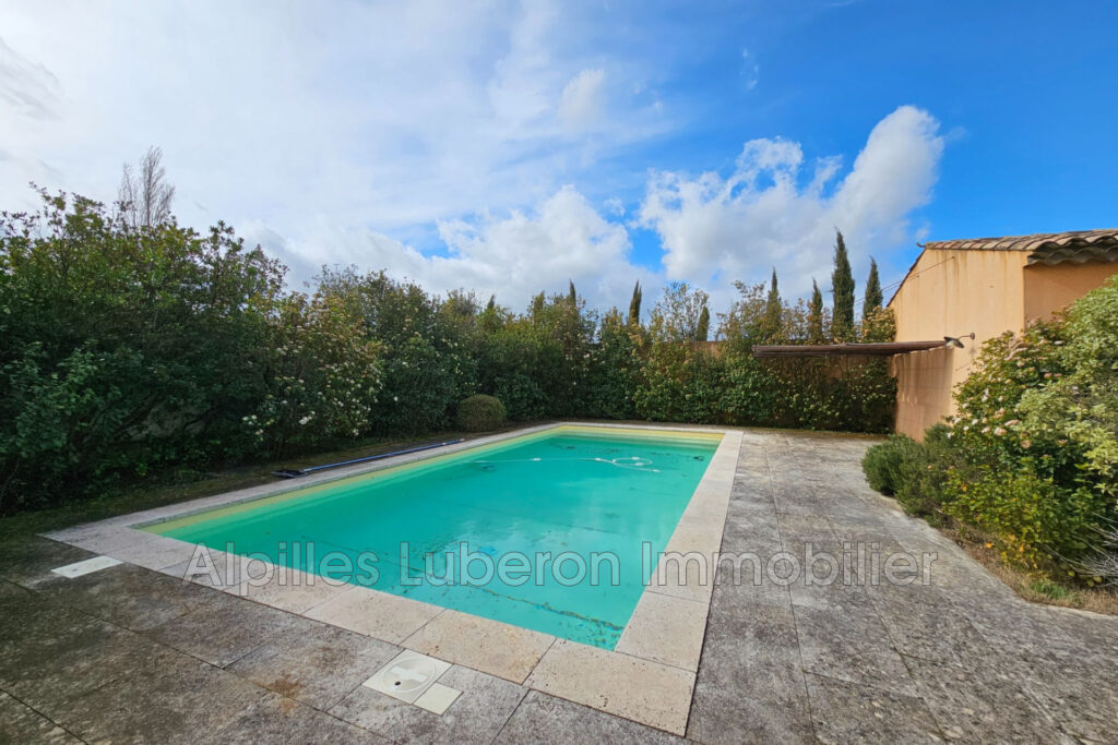 vente maison de campagne 6 Pièce(s) – 6 pièces – 4 chambres – NR voyageurs – 135.00 m²