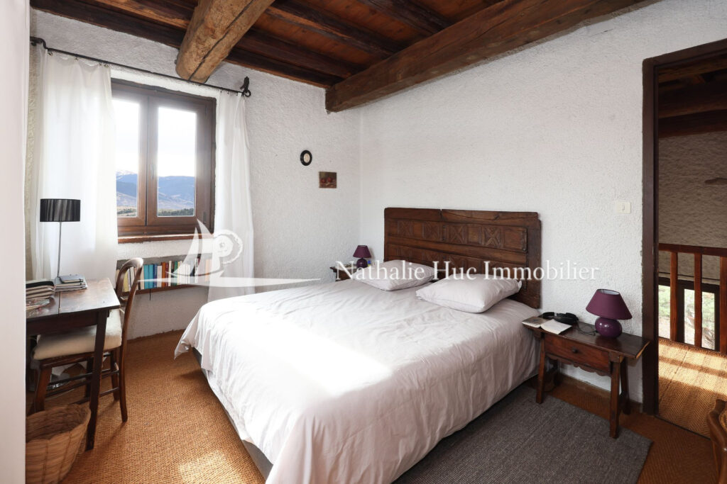 vente maison 8 Pièce(s) – 8 pièces – 7 chambres – 210.00 m²