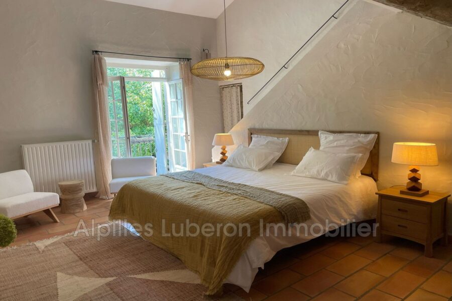 Maison à louer à Saint-Rémy-de-Provence