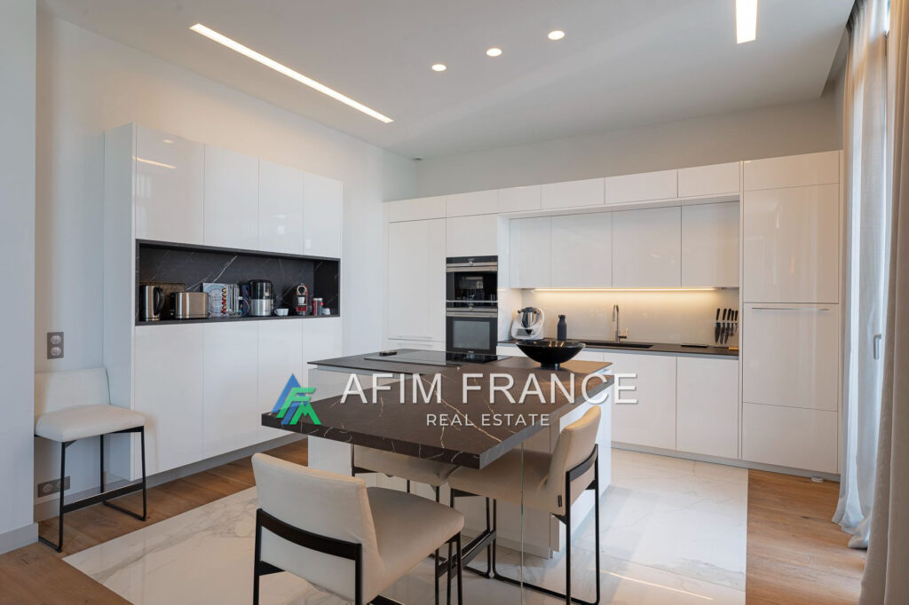 vente maison de ville 4 Pièce(s) – 4 pièces – 3 chambres – 210.00 m²