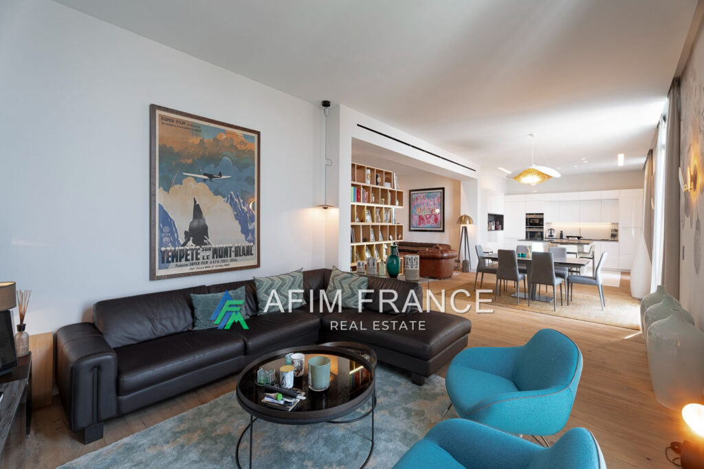 vente maison de ville 4 Pièce(s) – 4 pièces – 3 chambres – 210.00 m²