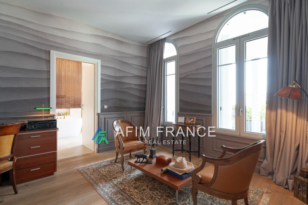 vente maison de ville 4 Pièce(s) – 4 pièces – 3 chambres – 210.00 m²