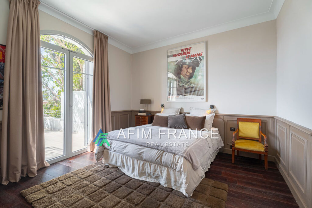 vente maison de ville 4 Pièce(s) – 4 pièces – 3 chambres – 210.00 m²