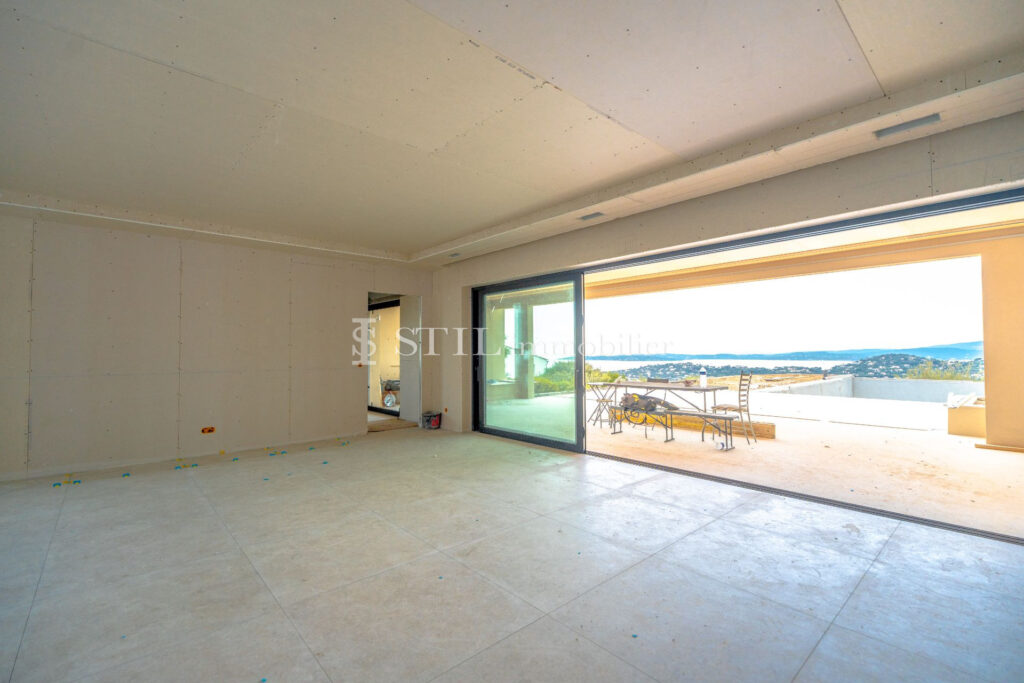 vente villa 6 Pièce(s) – 6 pièces – 5 chambres – 353.00 m²