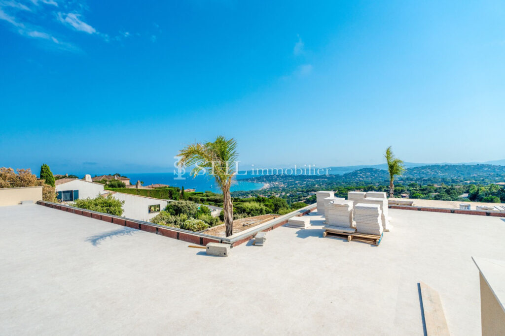 vente villa 6 Pièce(s) – 6 pièces – 5 chambres – 353.00 m²