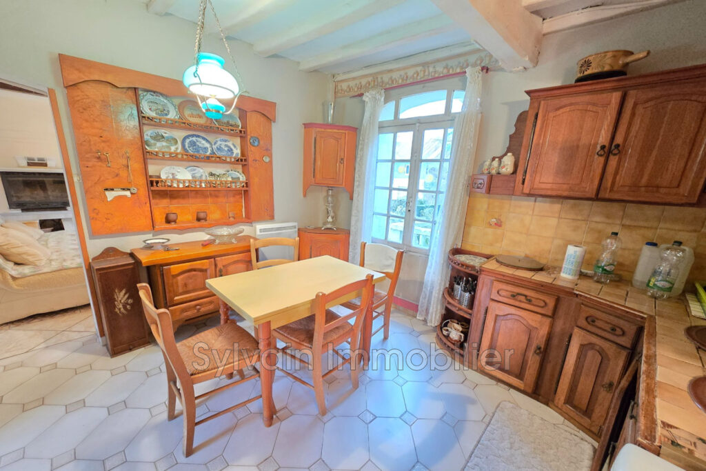 vente maison 6 Pièce(s) – 6 pièces – 5 chambres – NR voyageurs – 122.00 m²