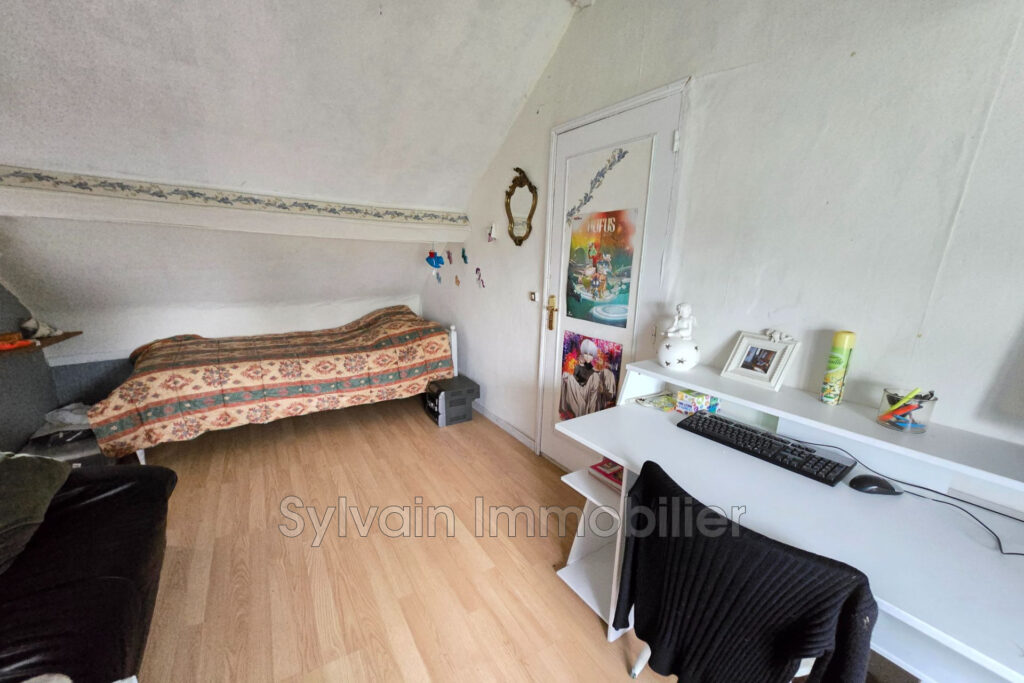 vente maison 6 Pièce(s) – 6 pièces – 5 chambres – NR voyageurs – 122.00 m²