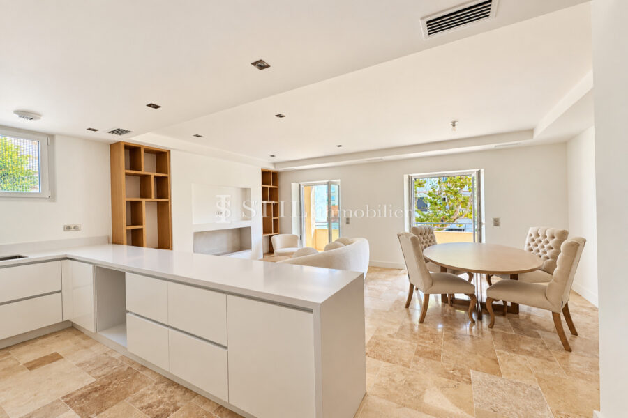 Appartement à vendre à Sainte-Maxime — Vue sur la ville — photo 10