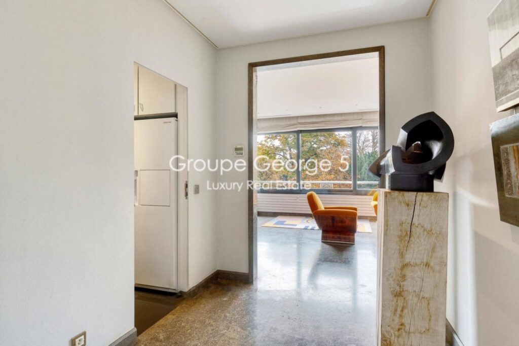 Paris 16ème – Chaillot. Rare appartement de standing de 89m – 3 pièces – 2 chambres – 89 m²