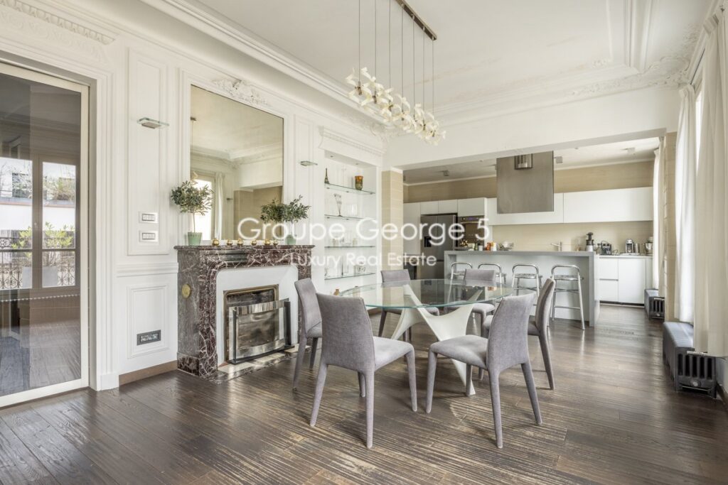 Appartement Arc de Triomphe Exclusivité – 5 pièces – 3 chambres – 168.54 m²