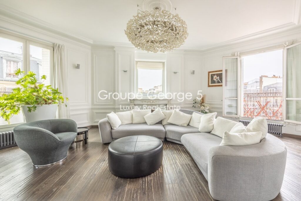Appartement Arc de Triomphe Exclusivité – 5 pièces – 3 chambres – 168.54 m²