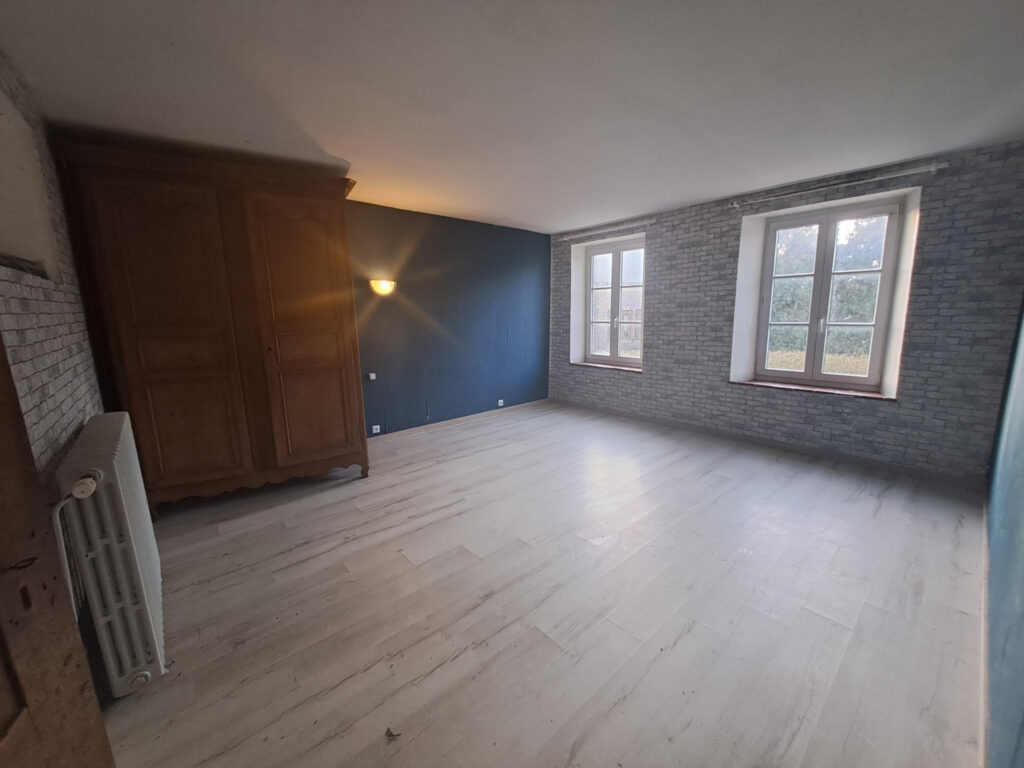 AISNE GERGNY Belle maison de campagne située au calme – 9 pièces – 6 chambres – 206 m²