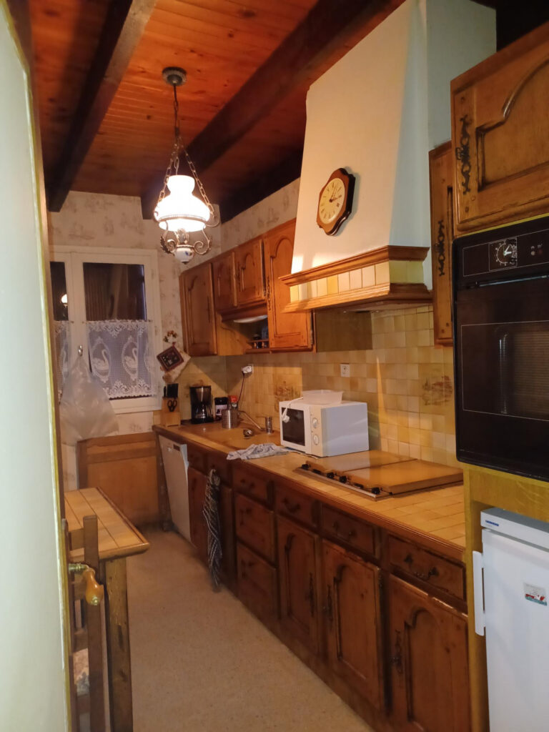 Maison Nyons 26110 – 4 pièces – 3 chambres – 94 m²