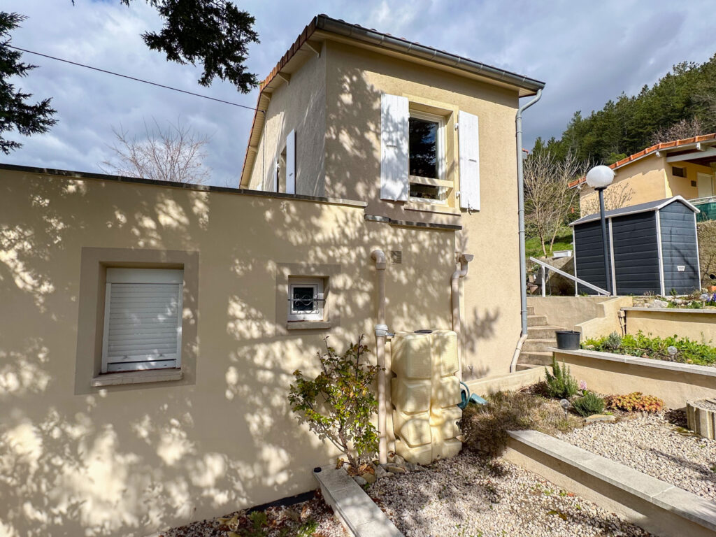 Maison R+2 dans un quartier résidentiel au coeur de Privas – 5 pièces – 3 chambres – 90 m²