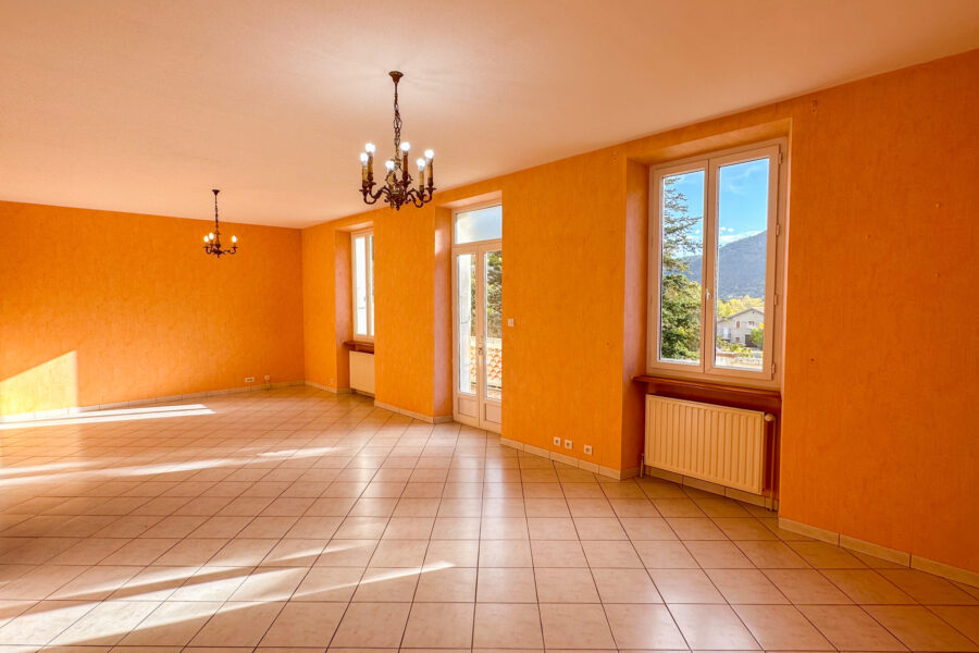 Maison à vendre à Coux