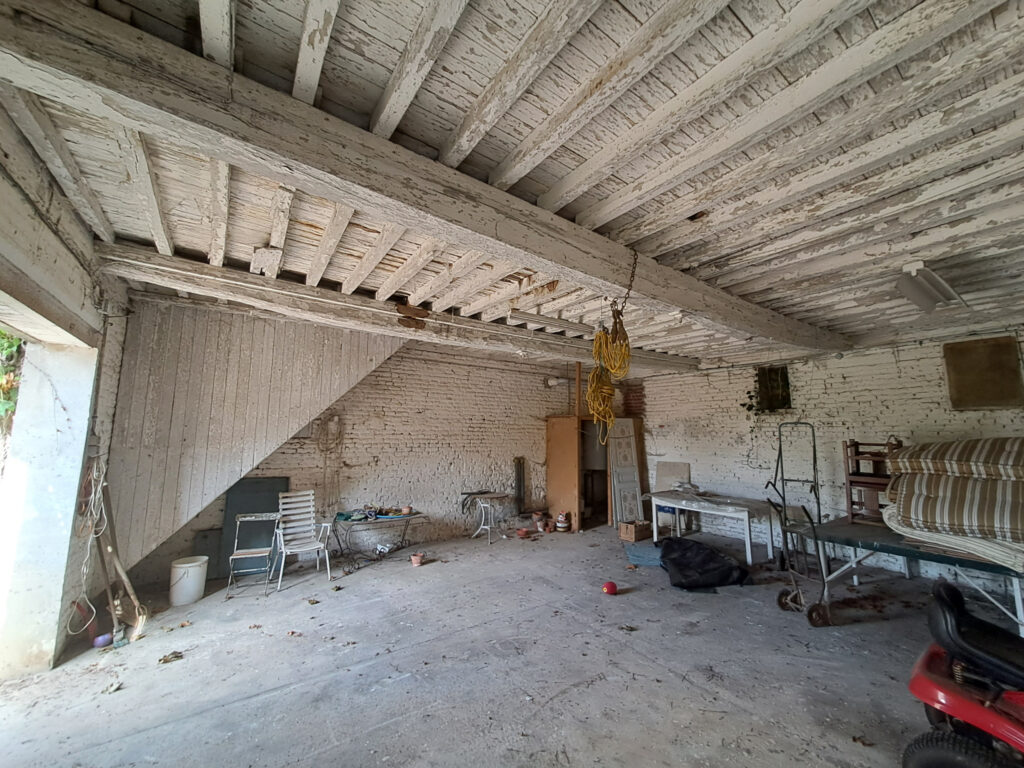 AISNE DURY Corps de Ferme avec plusieurs bâtiments – 11 pièces – 7 chambres – 295 m²