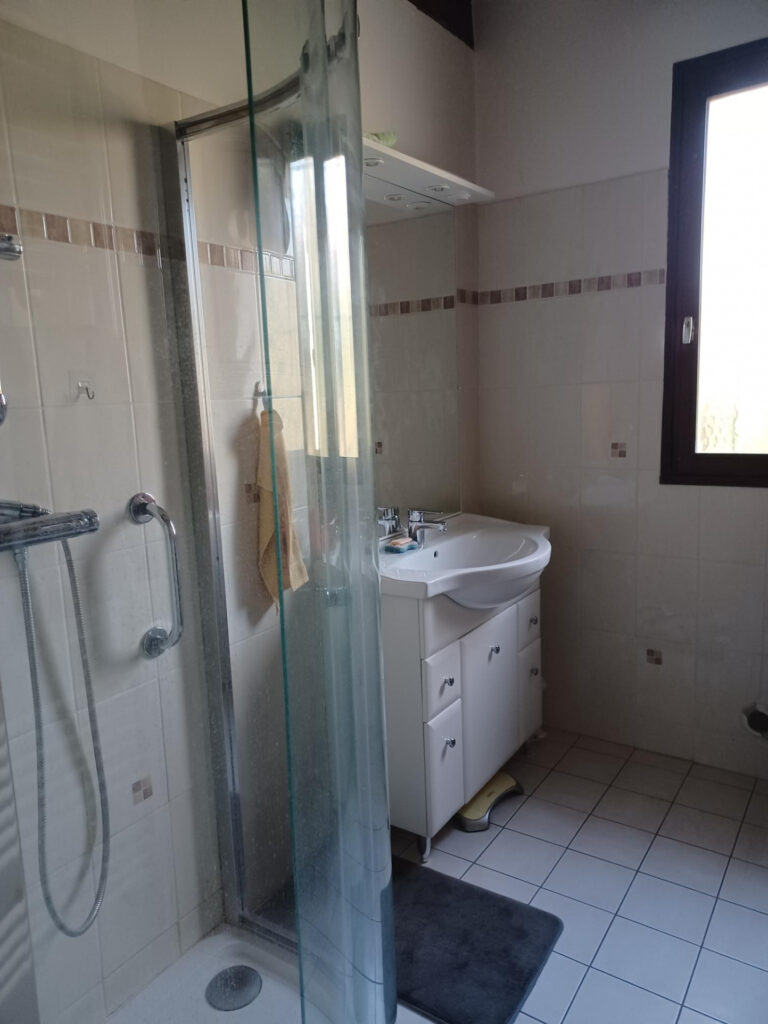 Maison Nyons 26110 – 4 pièces – 3 chambres – 94 m²