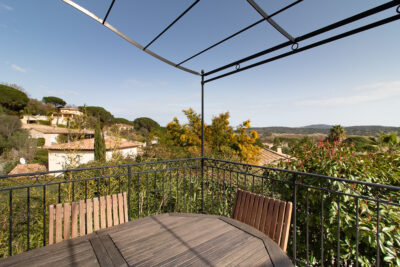 Maison proche centre ville 3 chambres Jardin Piscine Garage – 4 pièces – 3 chambres – 107 m²