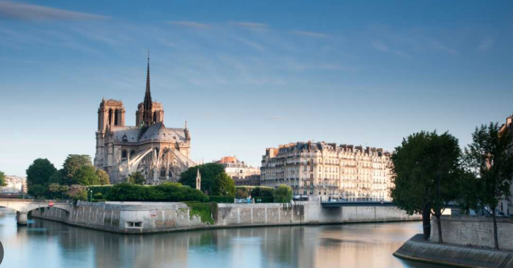 Paris 4ème – Île Saint-Louis – Appartement familial  – 5 pièces – 3 chambres – 170 m²