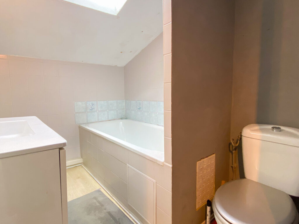 Maison R+2 dans un quartier résidentiel au coeur de Privas – 5 pièces – 3 chambres – 90 m²