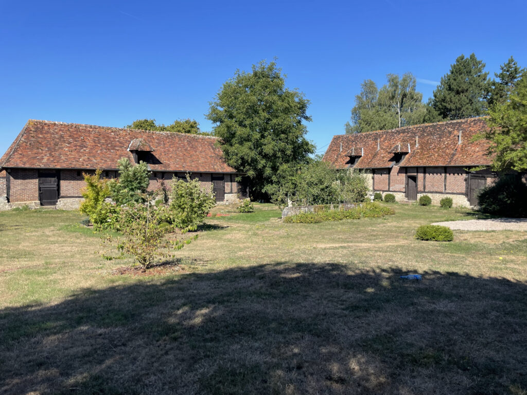 Maison DAMPIERRE EN BRAY  – 8 pièces – 4 chambres – 211 m²
