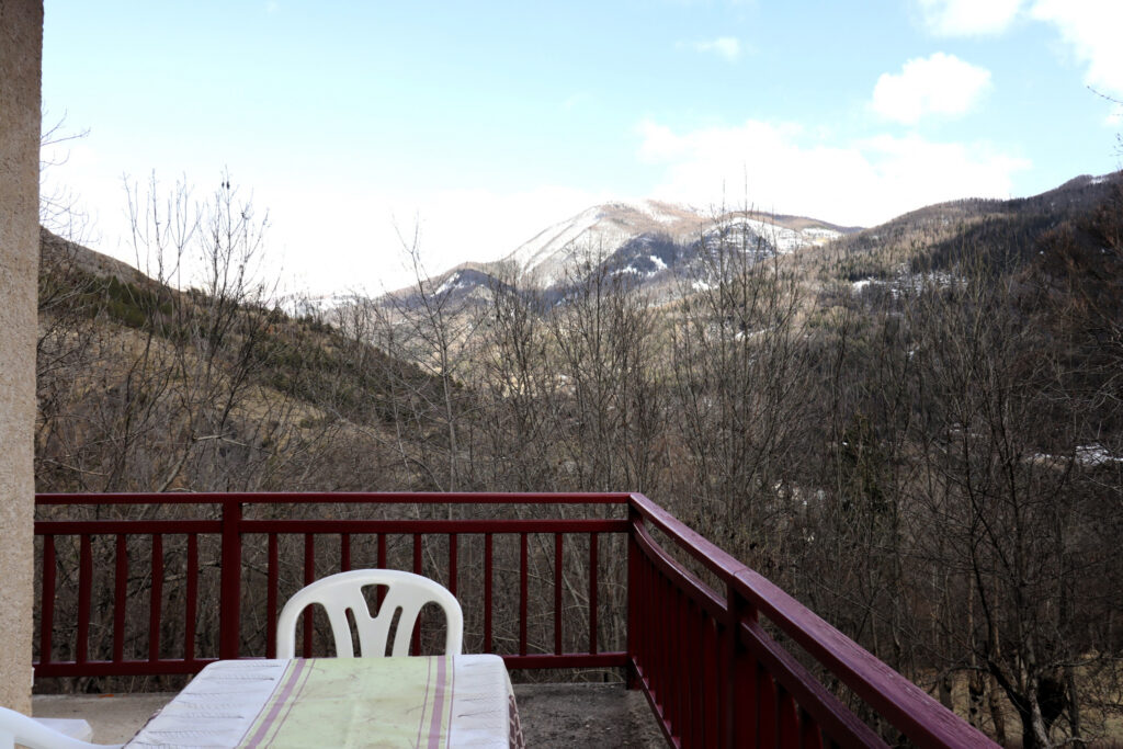 Maison avec très belle vue – 4 pièces – 2 chambres – 89.8 m²