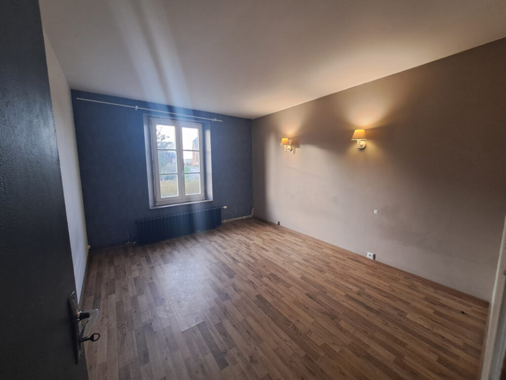 AISNE GERGNY Belle maison de campagne située au calme – 9 pièces – 6 chambres – 206 m²