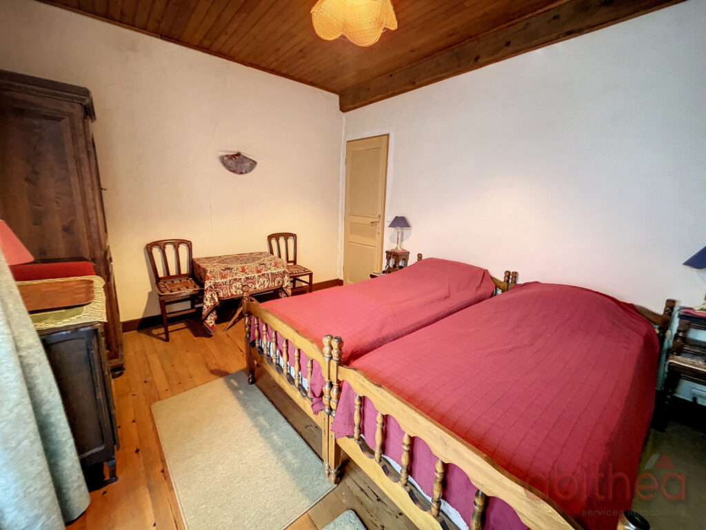 Maison en pierre de 170m2 avec vue  – 6 pièces – 4 chambres – 170 m²