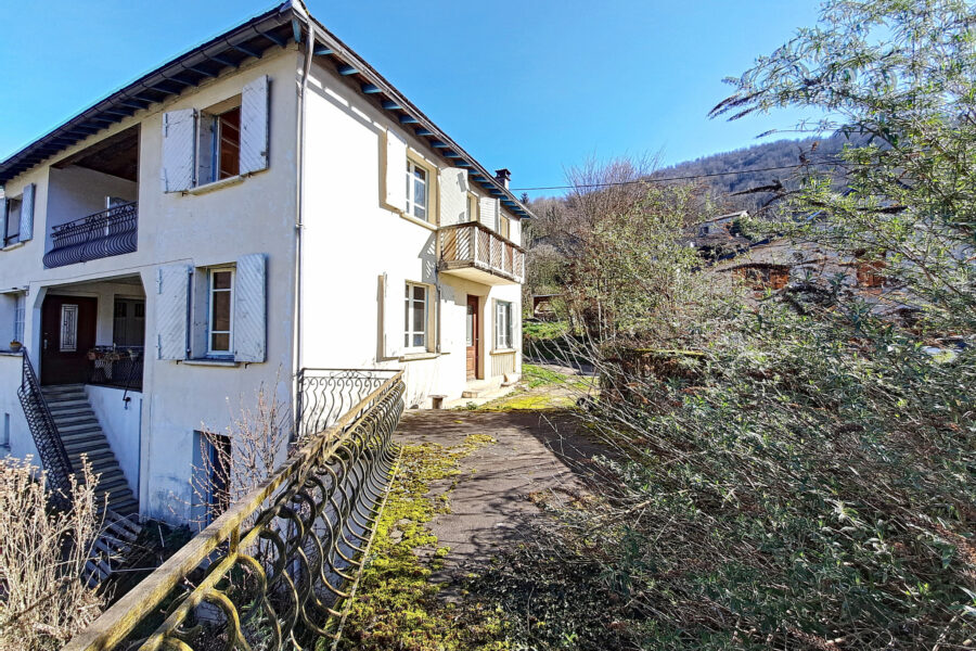 Maison à vendre à Ercé