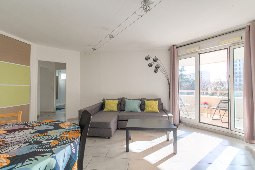 Spacieux appartement 4 pièces  – 4 pièces – 3 chambres – 88.6 m²