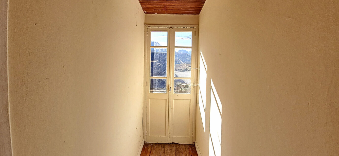 Maison 2 chambres avec vue sur les montagnes  – 3 pièces – 2 chambres – 63 m²