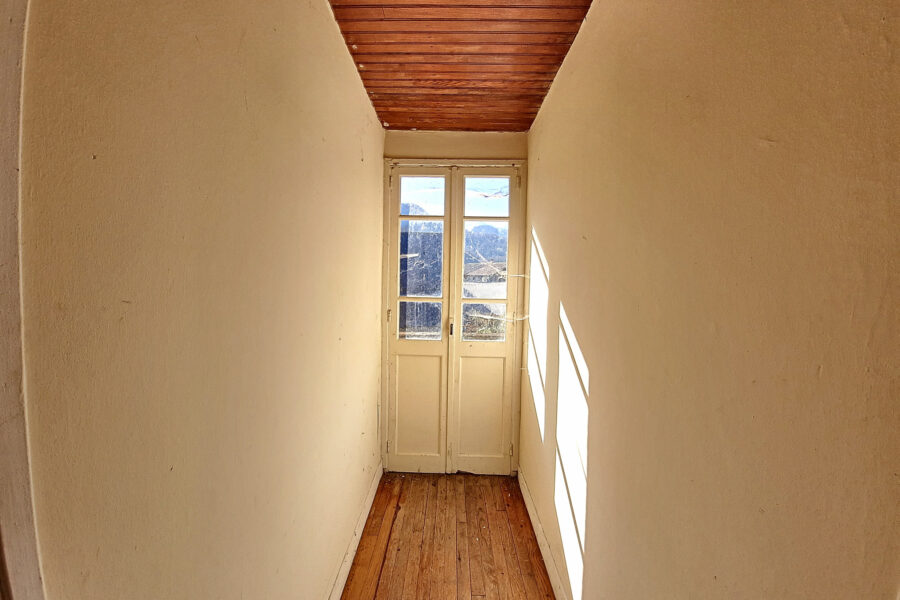 Maison à vendre à Ercé