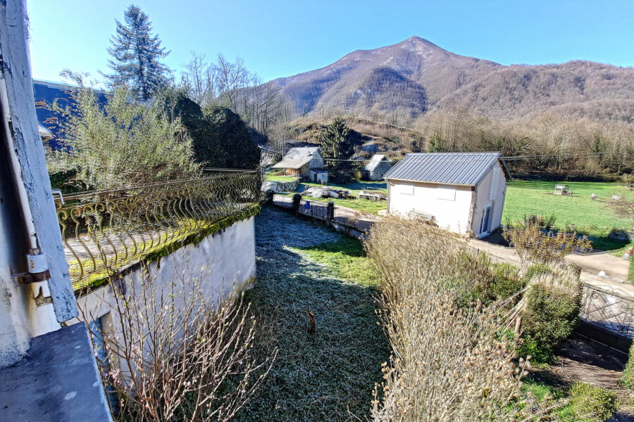Maison à vendre à Ercé