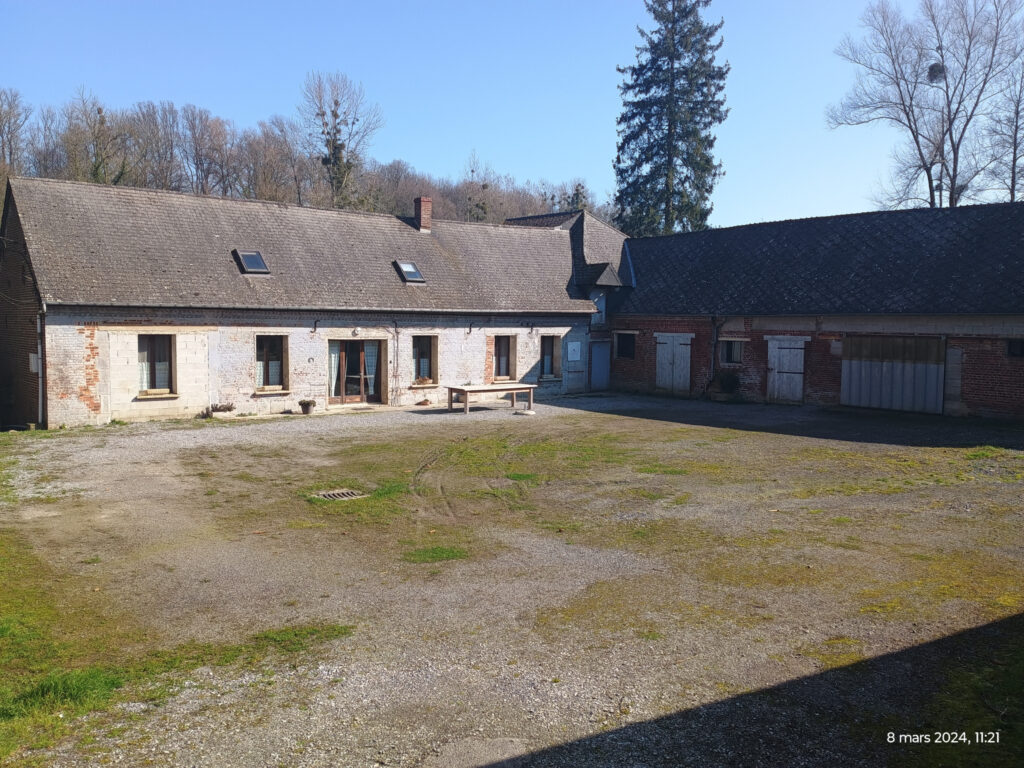 AISNE SAINT-ALGIS Ancien moulin avec étang  – 7 pièces – 4 chambres – 199 m²