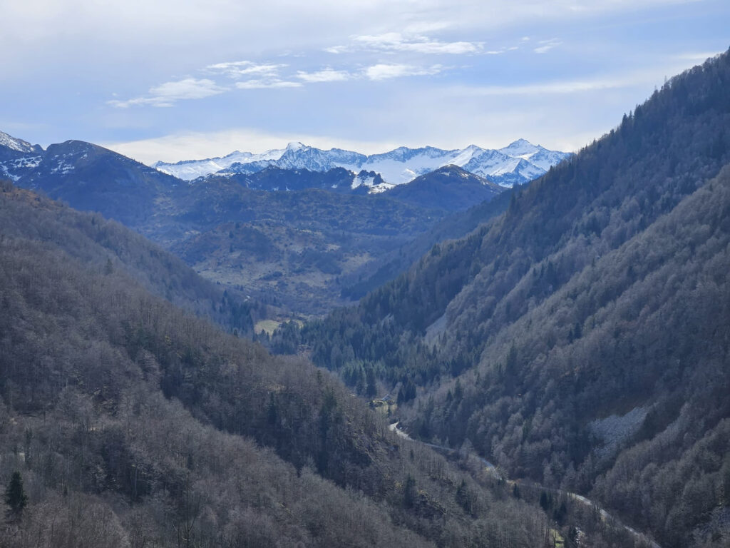Grange aménagée avec magnifique vue sur la vallée – 3 pièces – 2 chambres – 57 m²