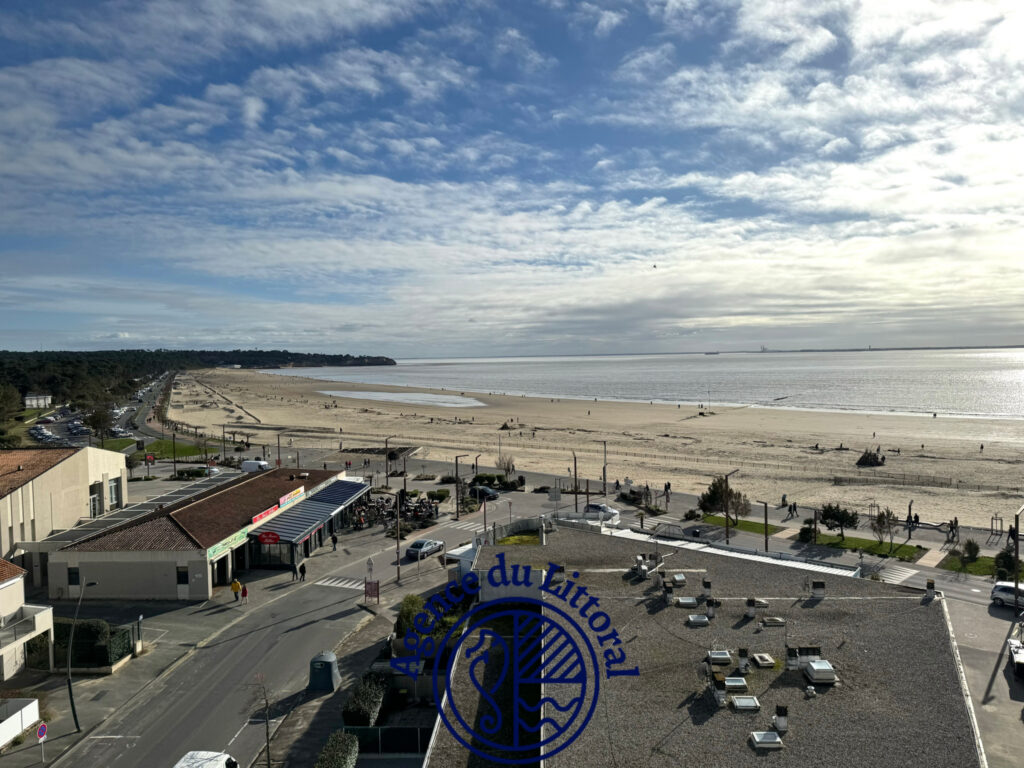 St Georges de Didonne, pleine vue mer, très bel appartement – 4 pièces – 3 chambres – 124.21 m²