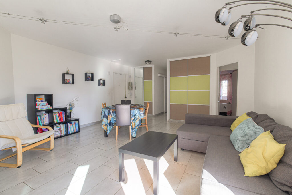 Spacieux appartement 4 pièces  – 4 pièces – 3 chambres – 88.6 m²