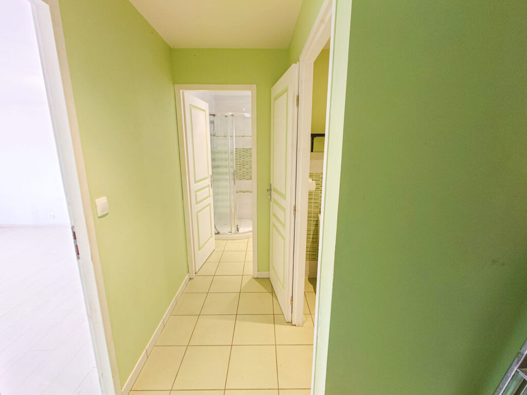 Maison dans un magnifique village des Pyrénées  – 6 pièces – 4 chambres – 132 m²