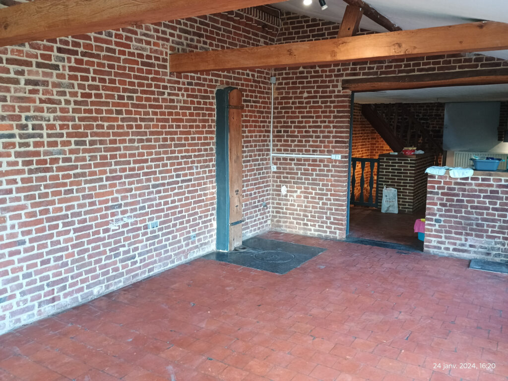 AISNE GERGNY Belle maison de campagne située au calme – 9 pièces – 6 chambres – 206 m²