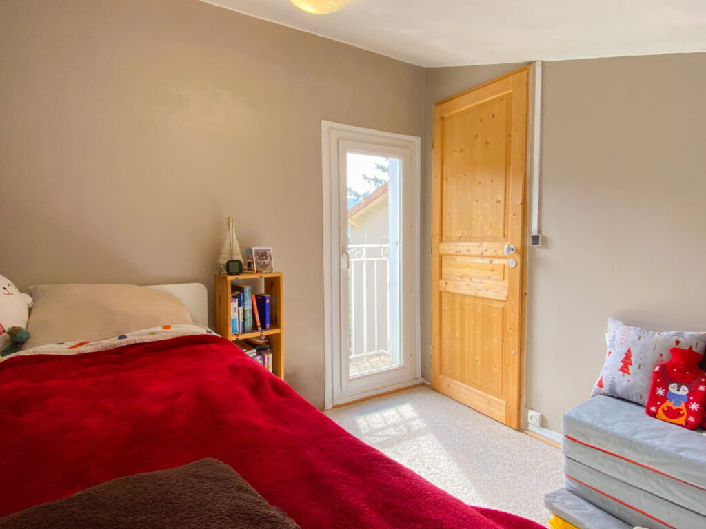 Maison R+2 dans un quartier résidentiel au coeur de Privas – 5 pièces – 3 chambres – 90 m²