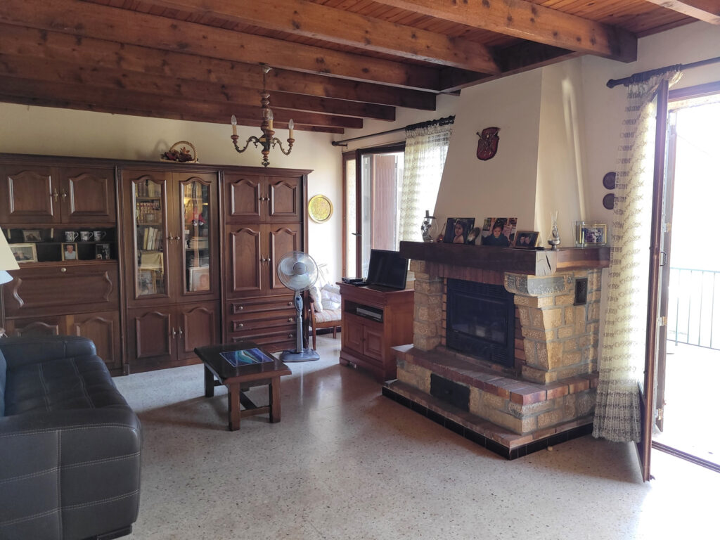 Maison Nyons 26110 – 4 pièces – 3 chambres – 94 m²