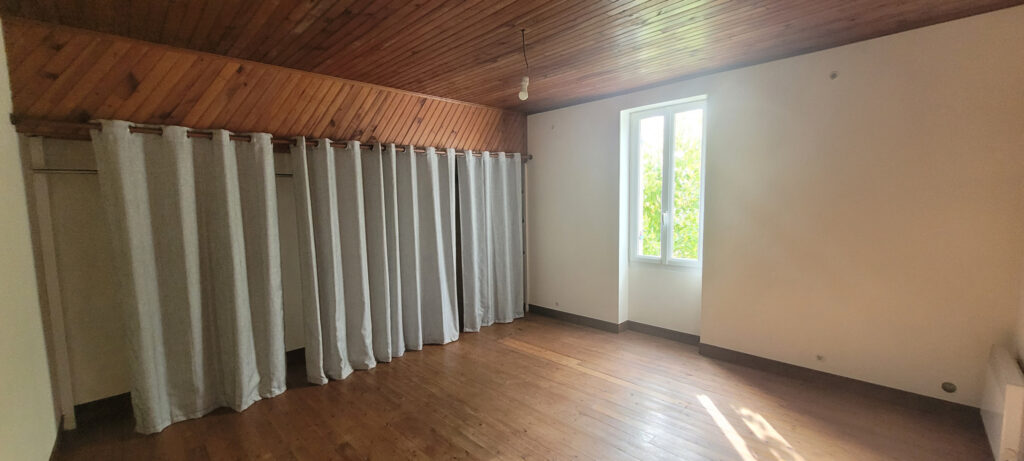 Maison et grand terrain avec vue panoramique – 4 pièces – 3 chambres – 130 m²