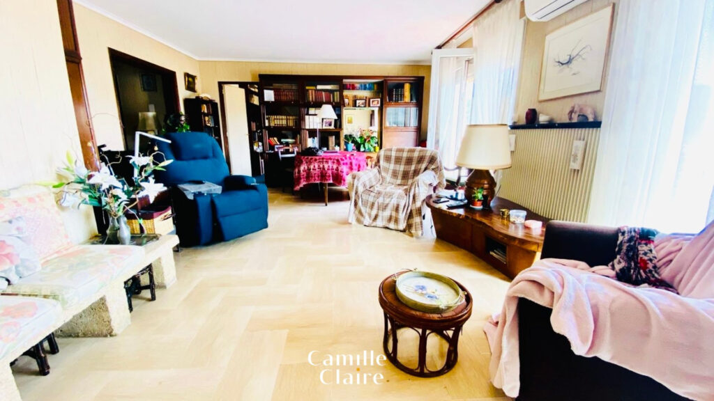 Dernier étage : Appartement T3 – T4 avec terrasse – résidenc – 4 pièces – 3 chambres – 90 m²